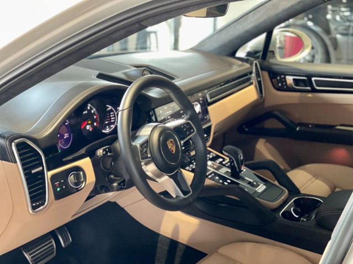 Porsche Cayenne Coupé 4.0 GTS (8)
