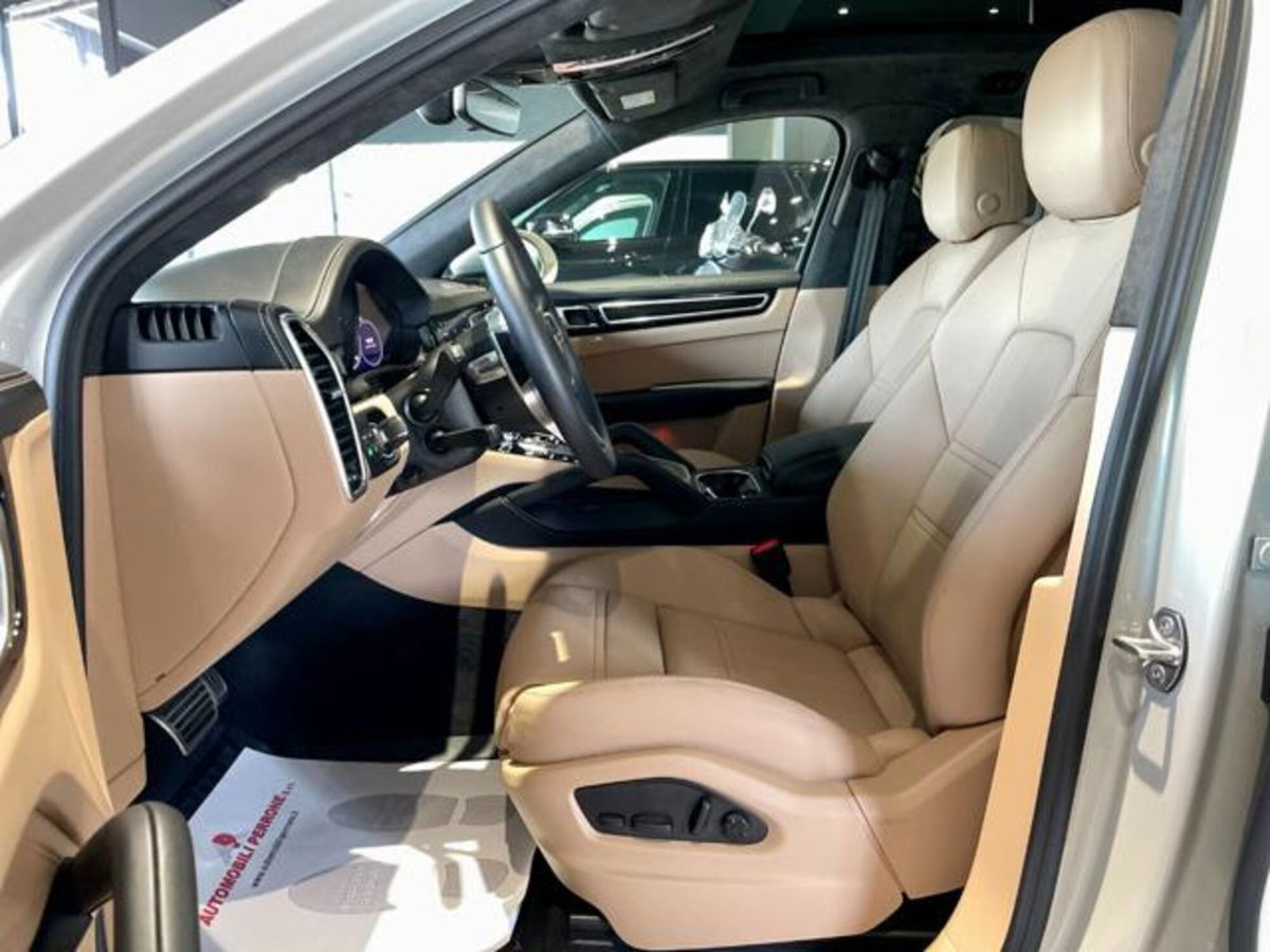 Porsche Cayenne Coupé 4.0 GTS (9)