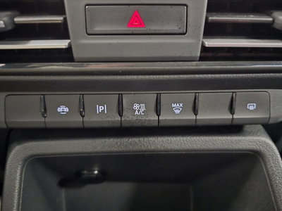 Ford Tourneo Connect 2.0 ecoblue 122cv Titanium auto (14)