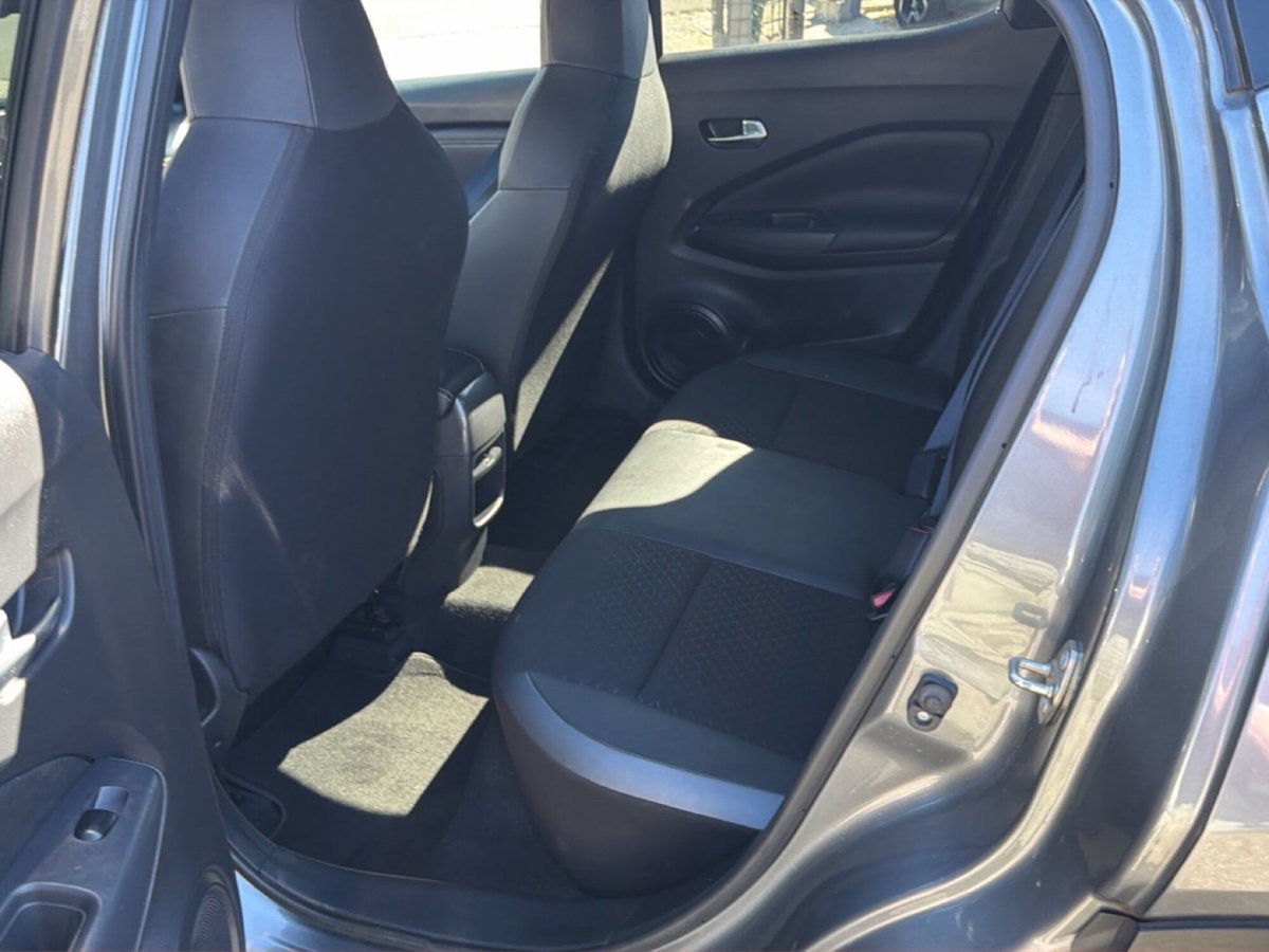 Nissan Juke 1.0 dig-t Acenta 114cv (17)