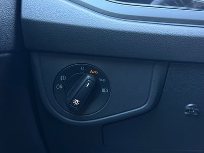 Volkswagen Polo 1.0 tsi R-Line 95cv (19)