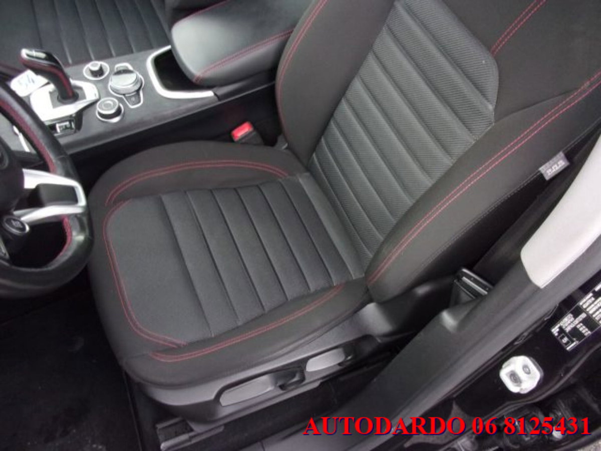 Alfa Romeo Stelvio Stelvio 2.2 Turbodiesel 160 CV AT8 RWD Super Business (11)