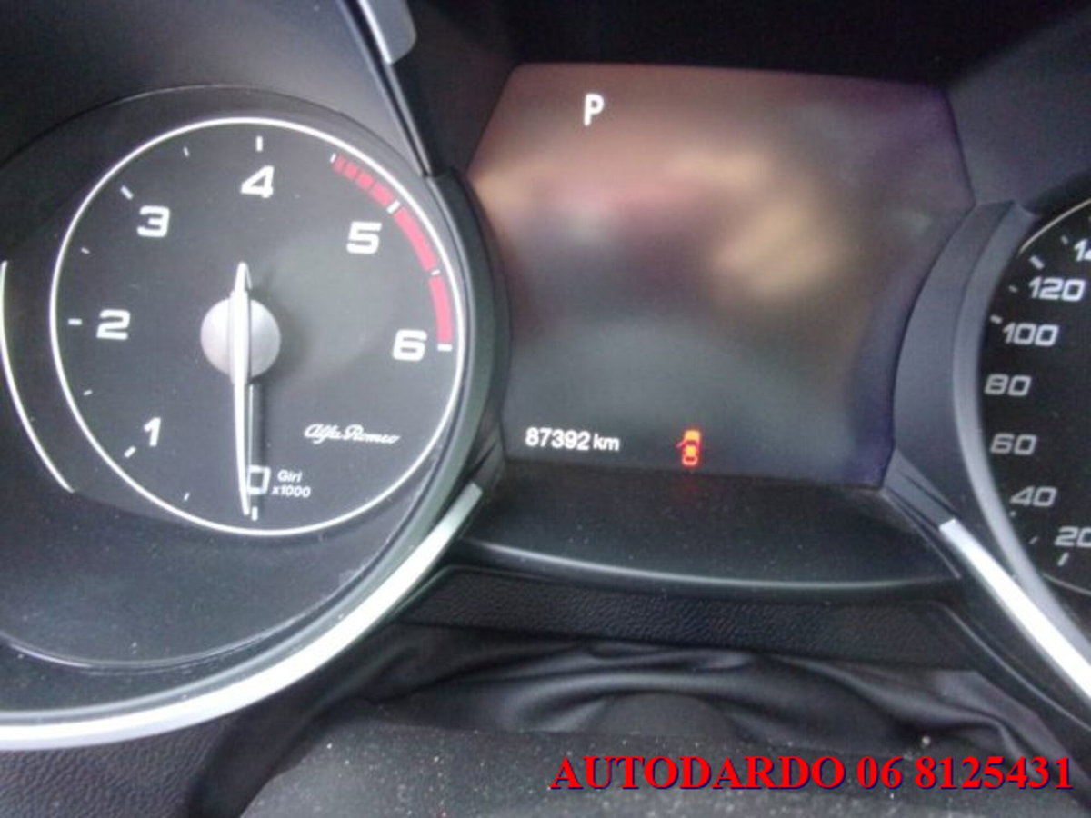 Alfa Romeo Stelvio Stelvio 2.2 Turbodiesel 160 CV AT8 RWD Super Business (18)