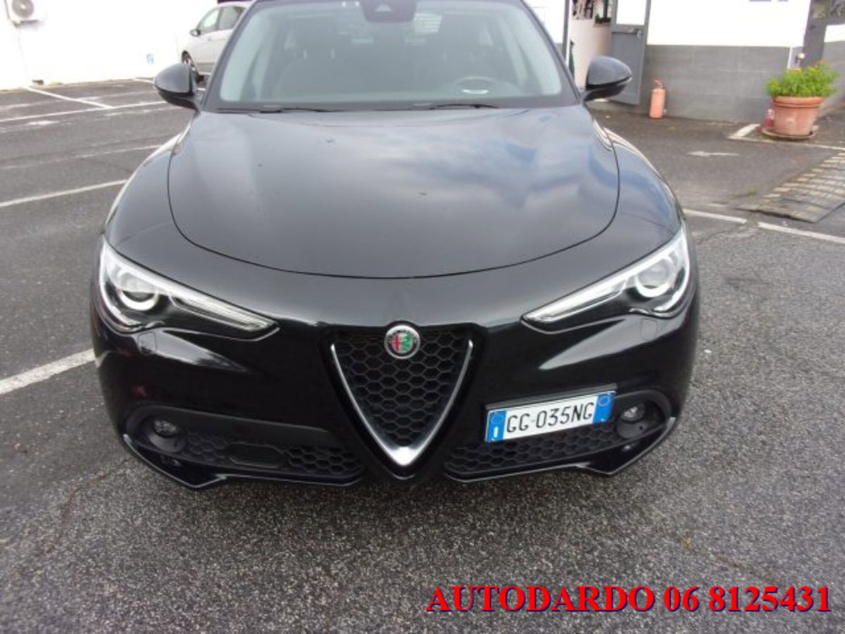 Alfa Romeo Stelvio Stelvio 2.2 Turbodiesel 160 CV AT8 RWD Super Business (2)