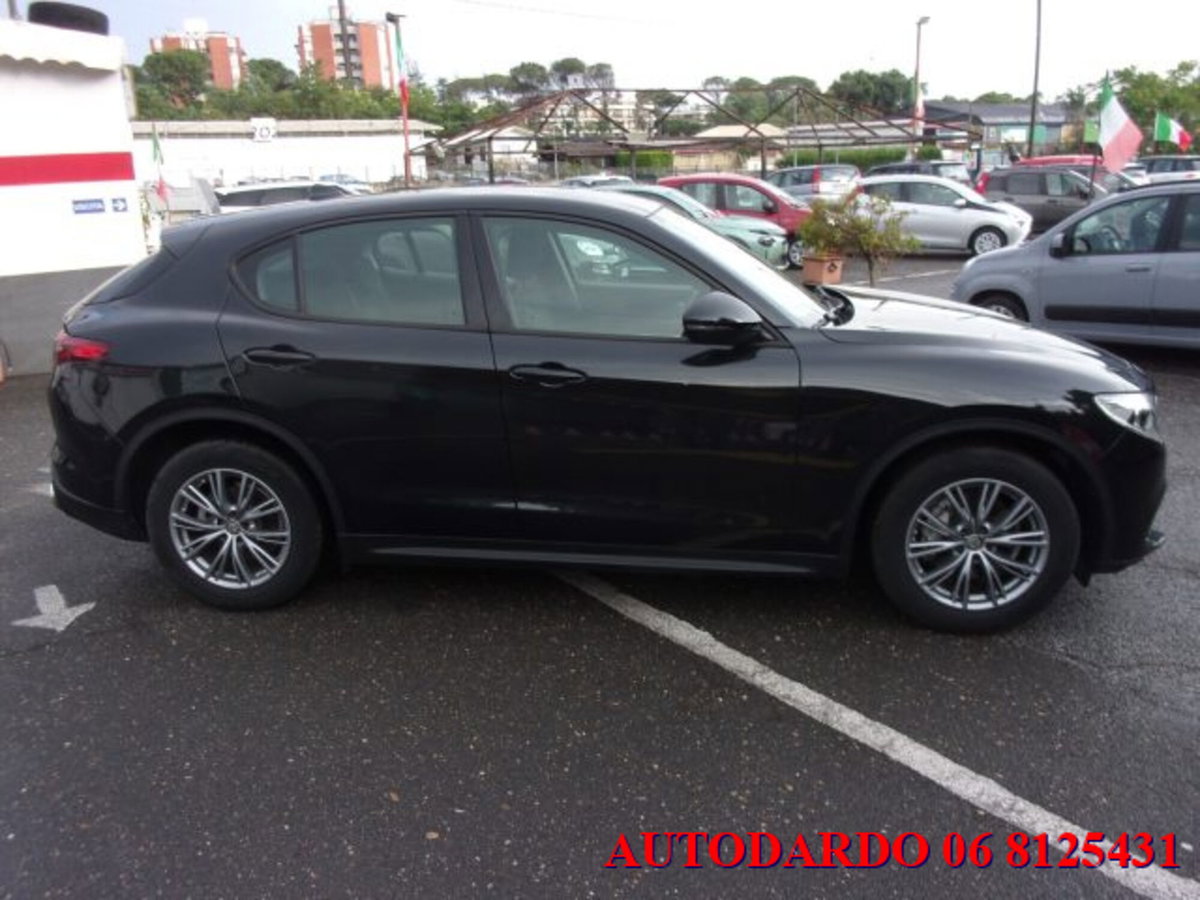 Alfa Romeo Stelvio Stelvio 2.2 Turbodiesel 160 CV AT8 RWD Super Business (4)