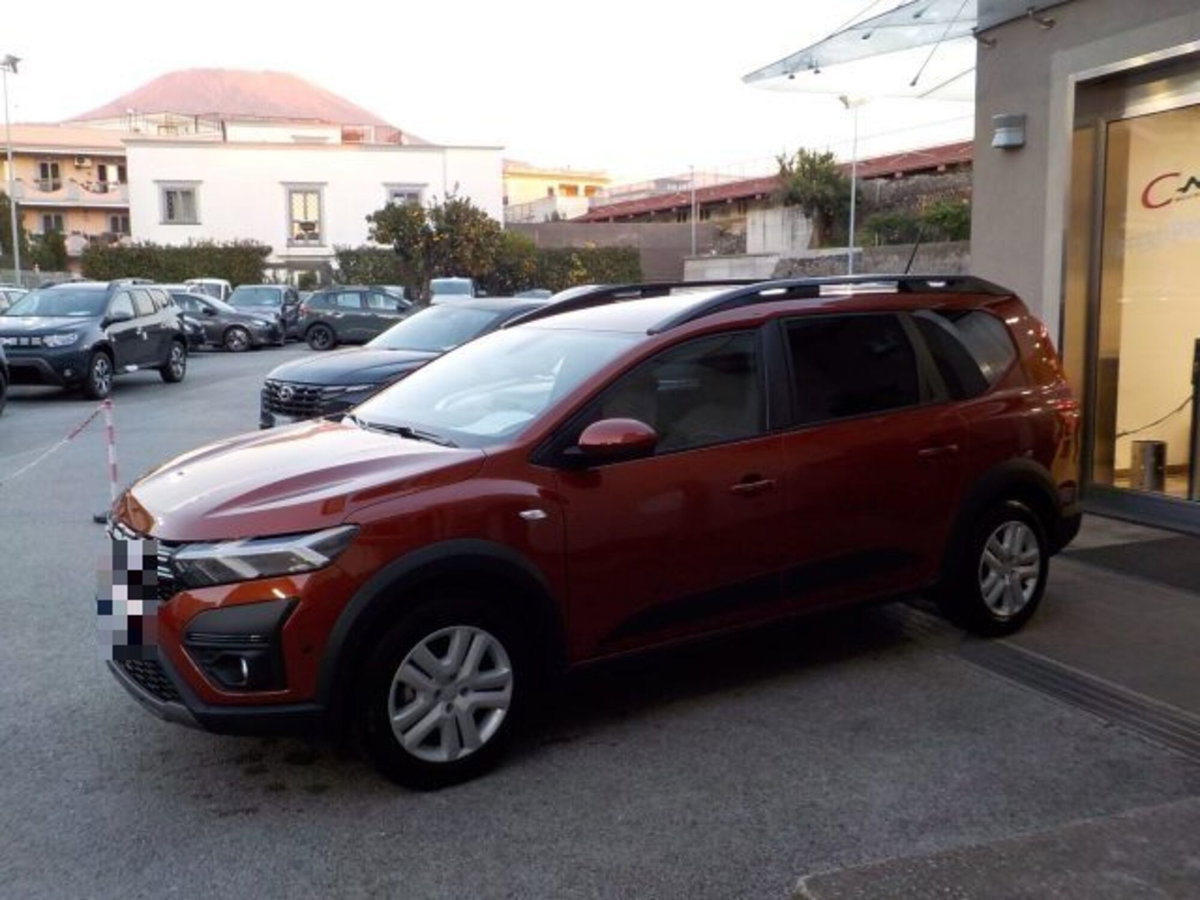 Dacia Jogger 1.2 Eco-G Expression 120cv (11)