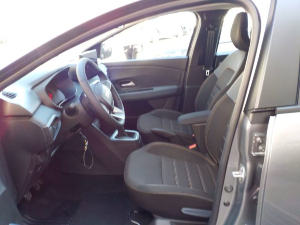 Dacia Sandero Stepway 1.2 Eco-G Expression 120cv auto (6)