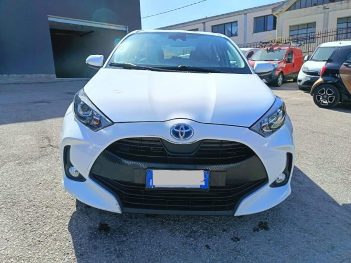 Toyota Yaris Cross 1.5 Hybrid 5p. E-CVT Lounge (3)
