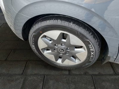 Hyundai Staria 1.6 hev 2wd auto (7)