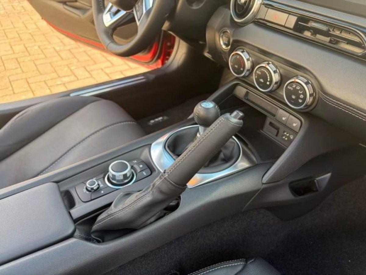 Mazda MX-5 2.0L Skyactiv-G Sport (13)