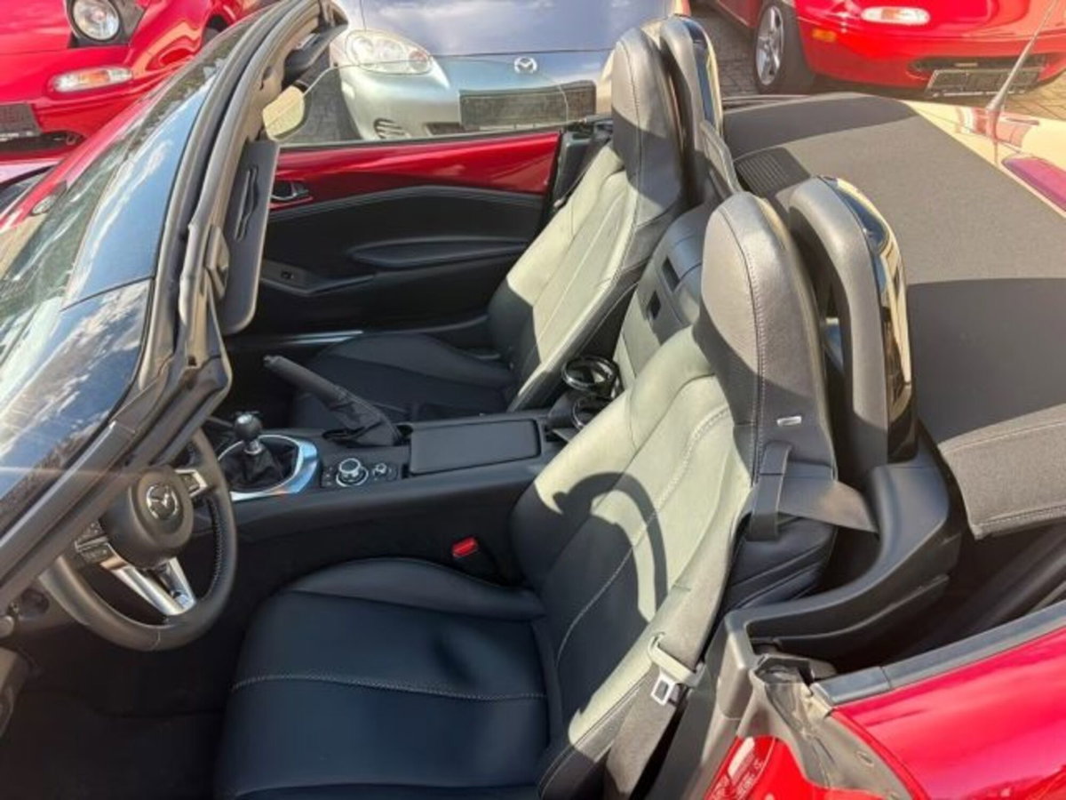 Mazda MX-5 2.0L Skyactiv-G Sport (5)