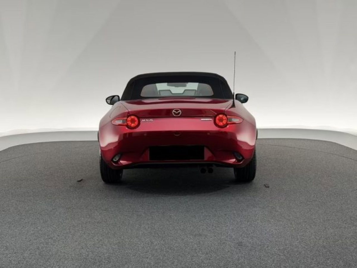 Mazda MX-5 2.0L Skyactiv-G Sport (14)