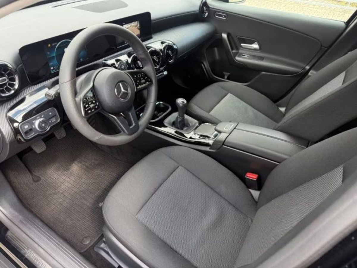 Mercedes-Benz Classe A 180 Executive (10)
