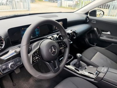 Mercedes-Benz Classe A 180 Executive (11)