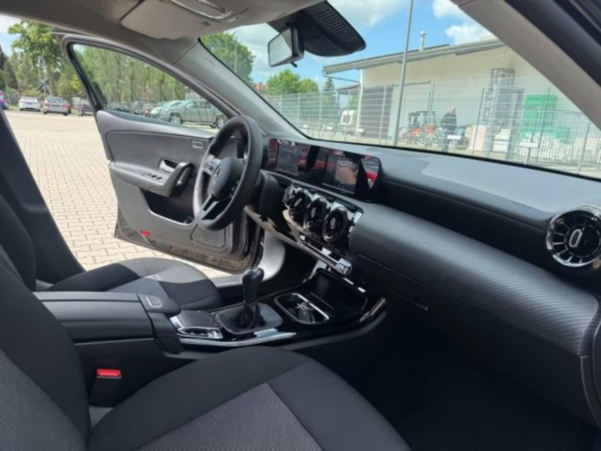 Mercedes-Benz Classe A 180 Executive (13)