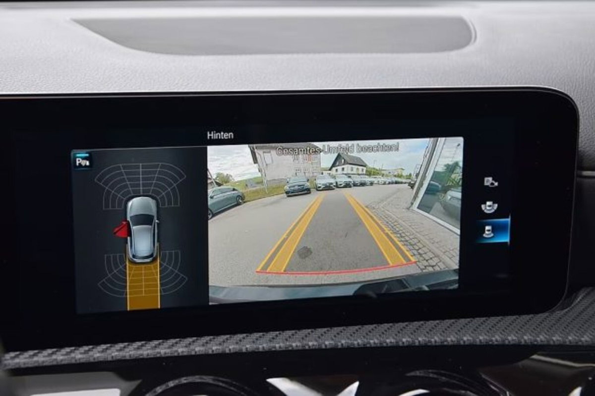 Mercedes-Benz Classe A 160 Sport (10)