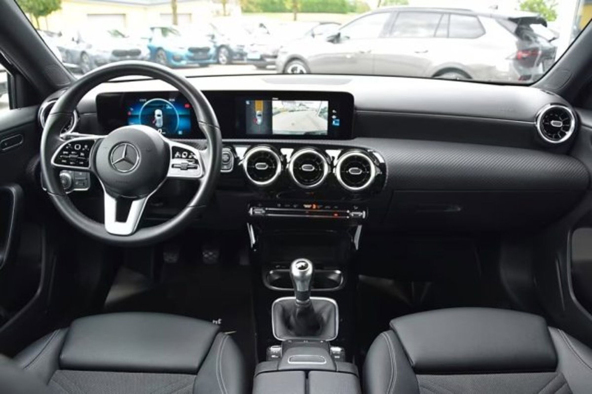 Mercedes-Benz Classe A 160 Sport (12)