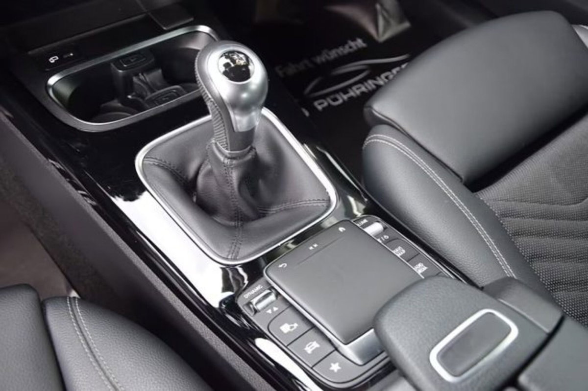 Mercedes-Benz Classe A 160 Sport (7)