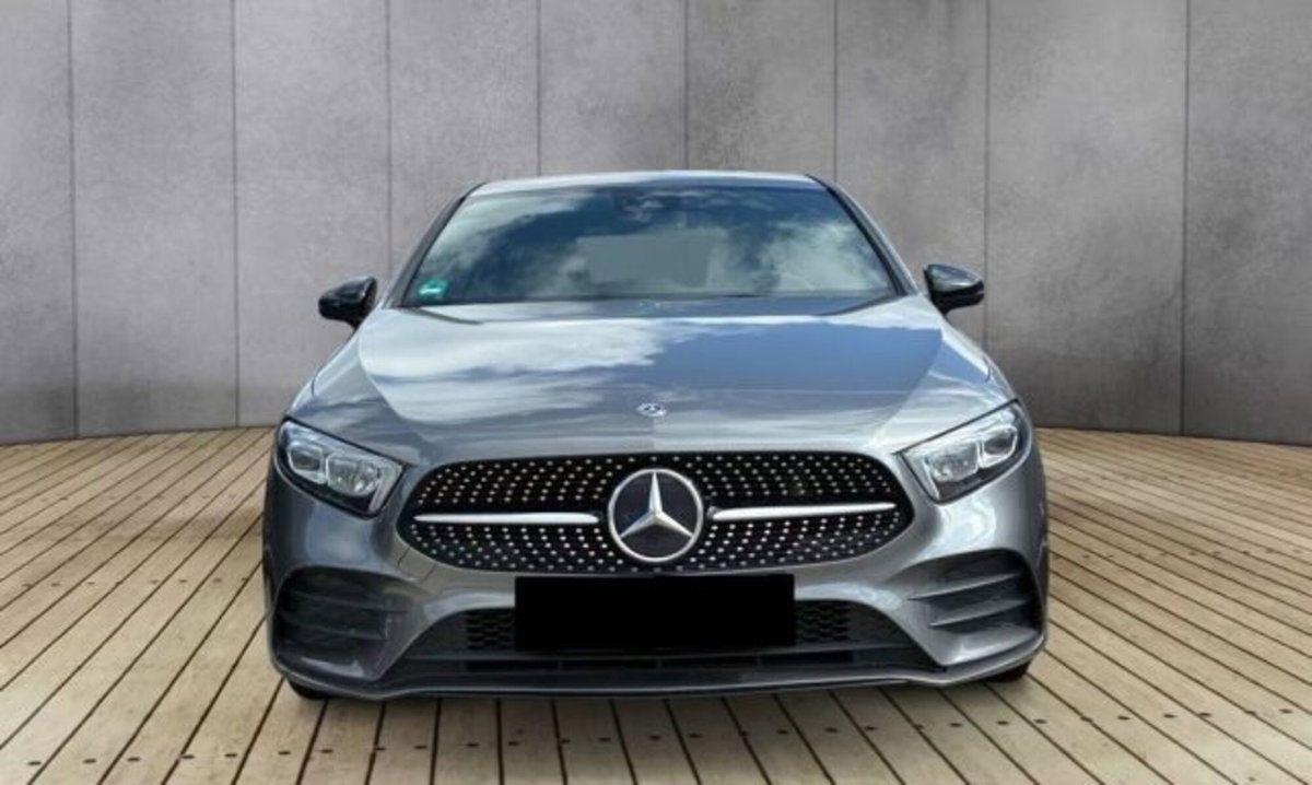 Mercedes-Benz Classe A 180 Premium (2)