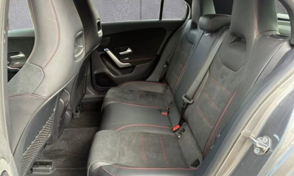 Mercedes-Benz Classe A 180 Premium (8)