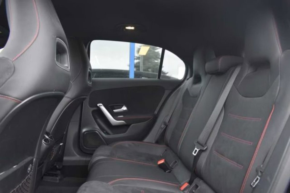 Mercedes-Benz Classe A 180 AMG Line Premium Plus auto (11)