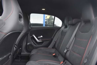 Mercedes-Benz Classe A 180 AMG Line Premium Plus auto (11)
