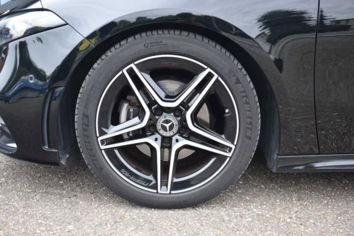Mercedes-Benz Classe A 180 AMG Line Premium Plus auto (6)