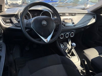 Alfa Romeo Giulietta 1.6 JTDm Giulietta 120cv (12)