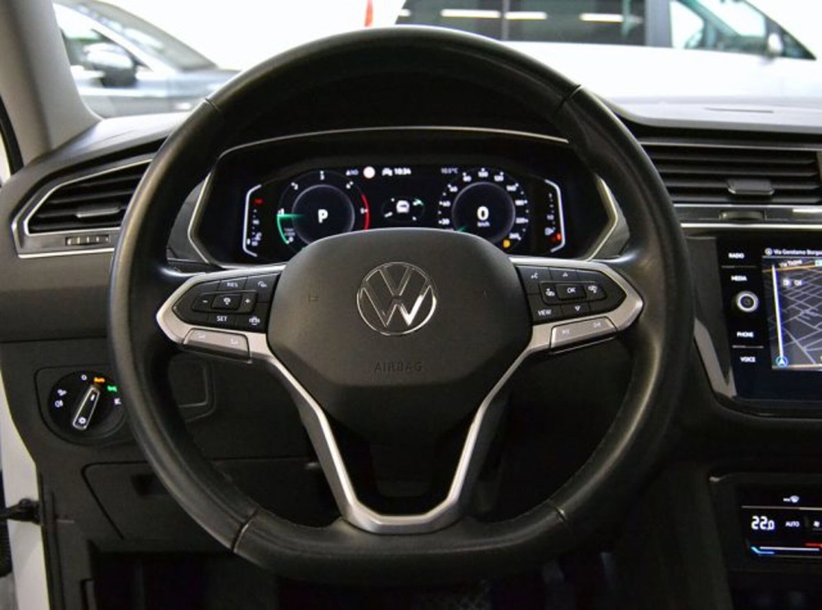 Volkswagen Tiguan Allspace 2.0 tdi Elegance 150cv dsg (12)