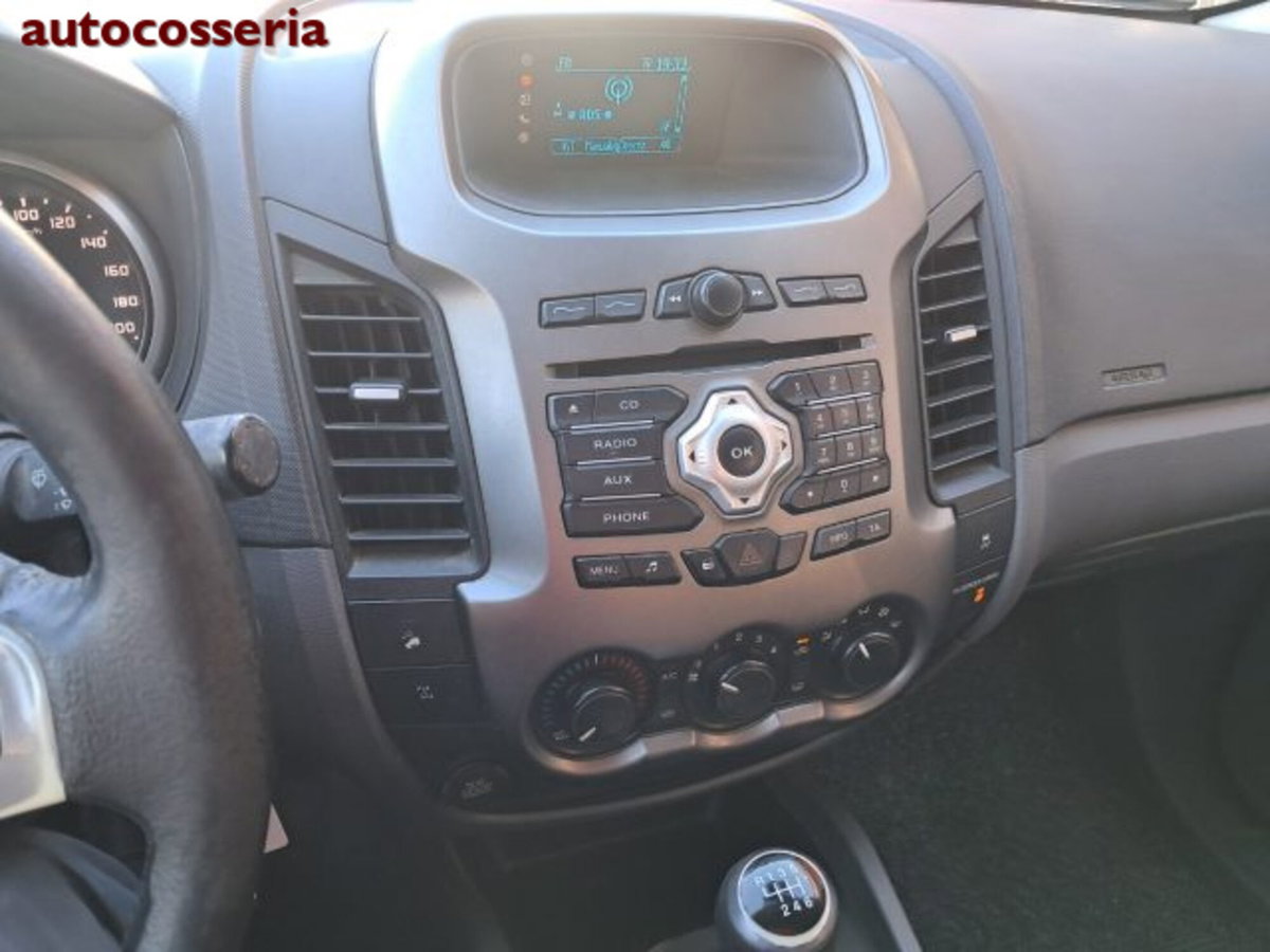 Ford Ranger Pick-up Ranger 2.2 TDCi Doppia Cabina XL 5pt. (9)