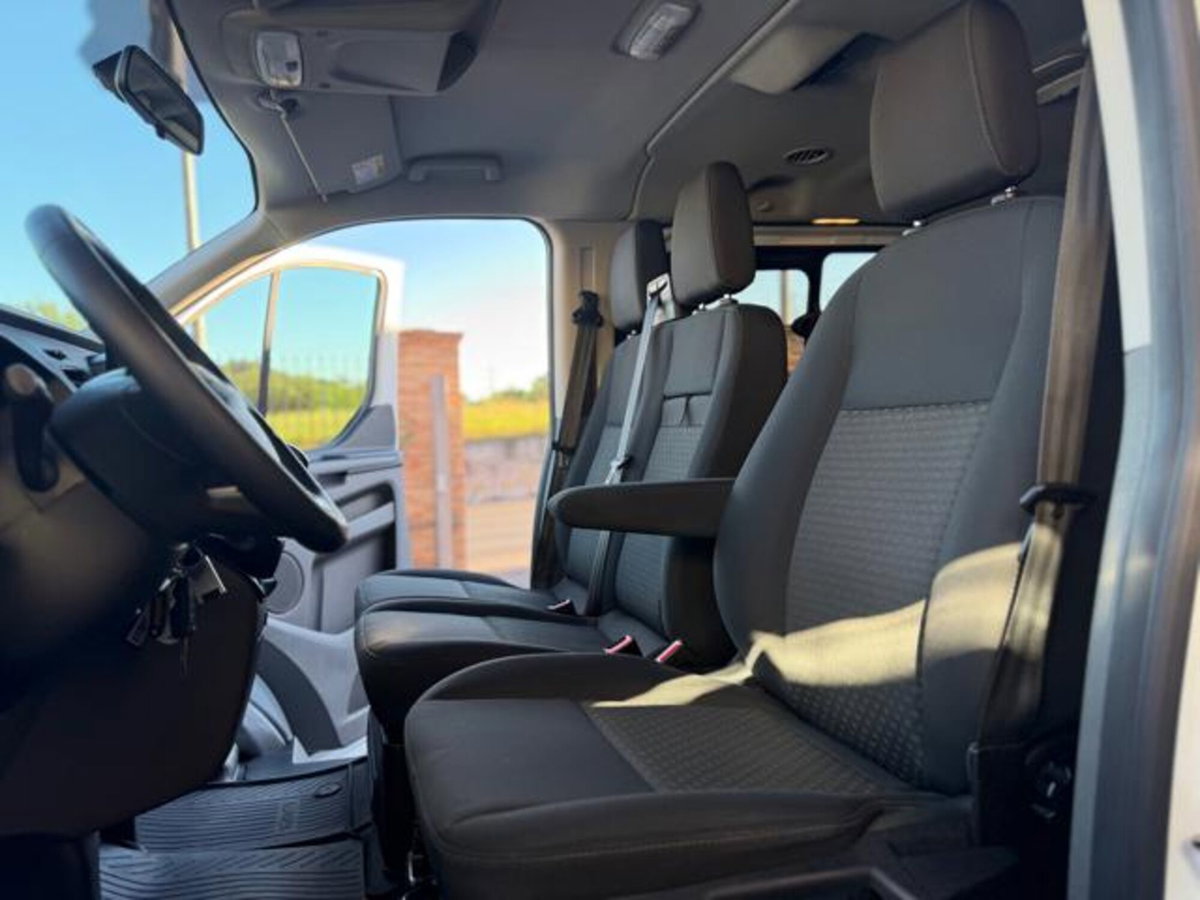Ford Transit Custom Furgone 320 2.0 EcoBlue Hybrid 130 PC Combi Trend (13)