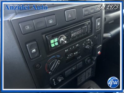 Land Rover Defender 90 2.2 TD4 S.W. E Pack Expedition N1 (12)