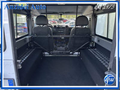 Land Rover Defender 90 2.2 TD4 S.W. E Pack Expedition N1 (8)