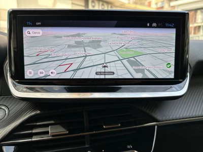 Peugeot 2008 PureTech 100 S&S Allure Navi Pack (10)