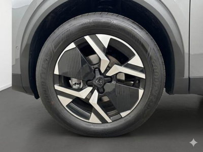 Peugeot 2008 PureTech 100 S&S Allure Navi Pack (7)