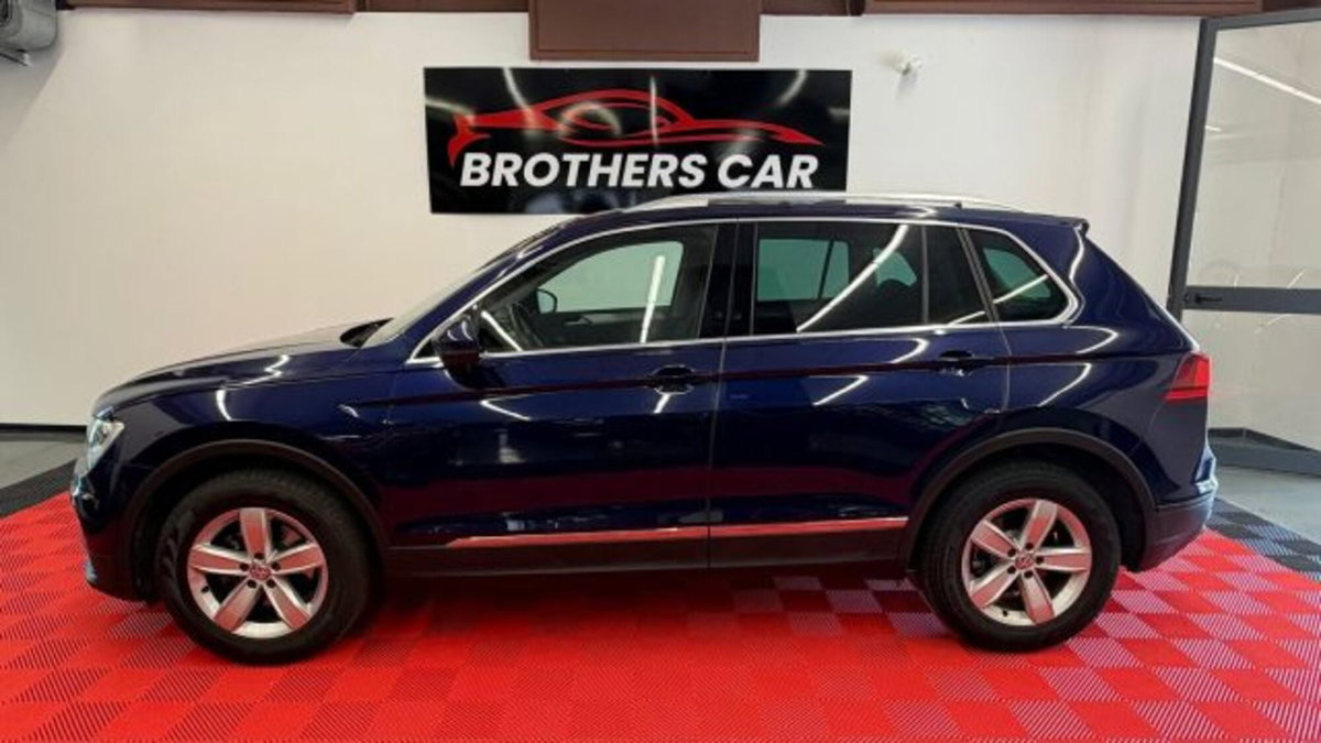 Volkswagen Tiguan 2.0 TDI 150 CV 4MOTION DSG CityScape BlueMotion Tech. (4)