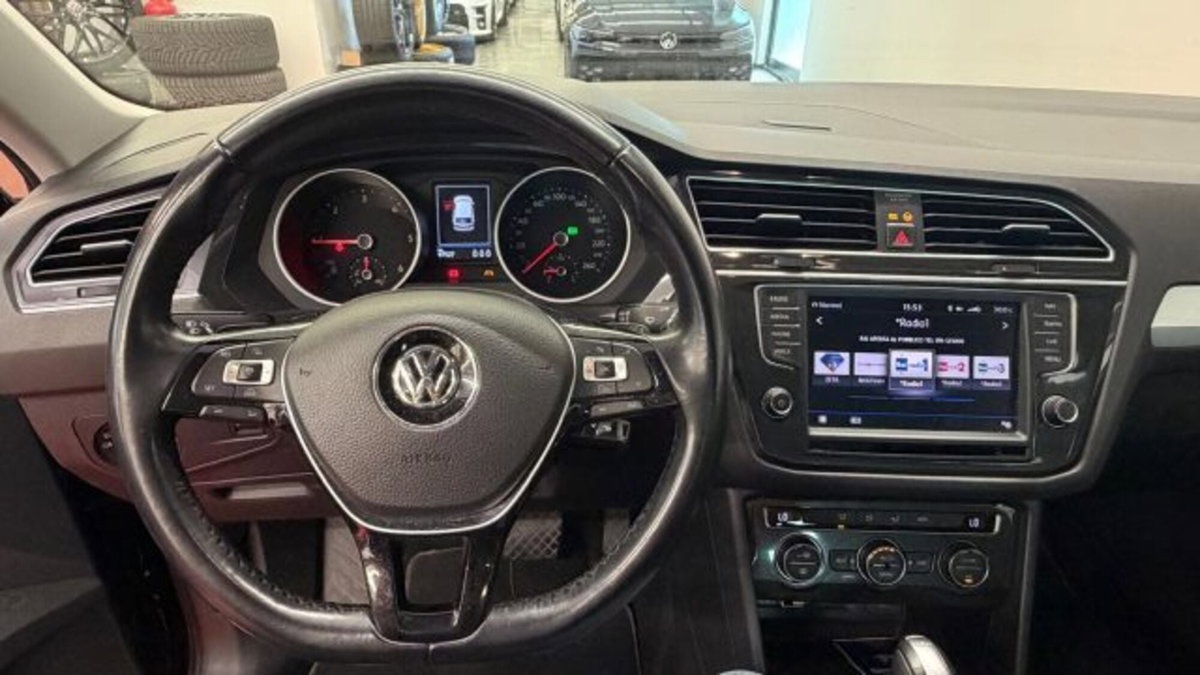 Volkswagen Tiguan 2.0 TDI 150 CV 4MOTION DSG CityScape BlueMotion Tech. (9)