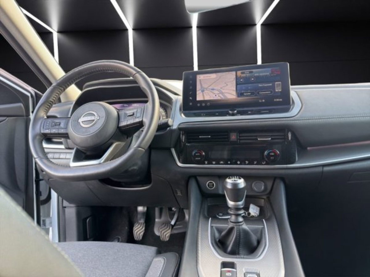 Nissan Qashqai 1.3 mhev N-Connecta 2wd 140cv (13)