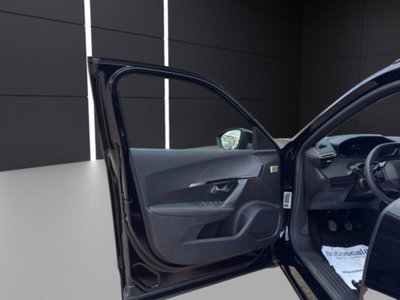 Peugeot 2008 PureTech 100 S&S Allure (11)