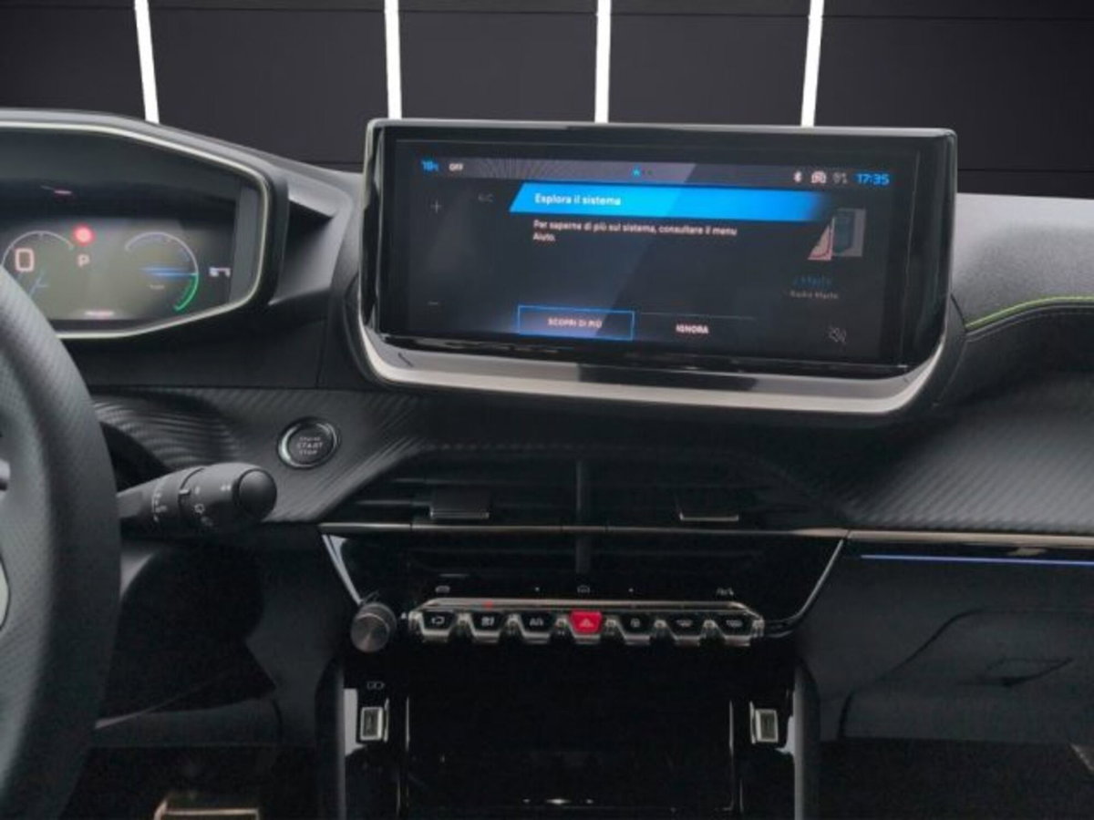 Peugeot 2008 1.2 hybrid Active 136cv e-dcs6 (19)