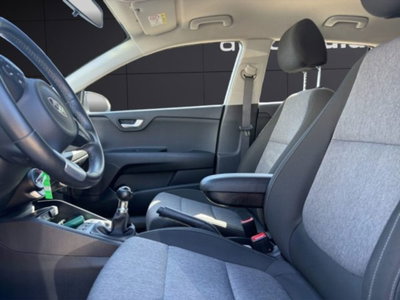 Kia Stonic 1.2 ECO GPL Urban (9)