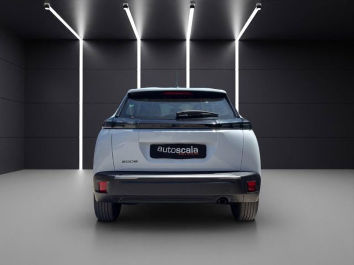 Peugeot 2008 PureTech 100 S&S Active (4)
