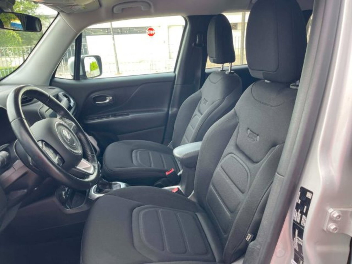 Jeep Renegade 2.0 Mjt 140CV 4WD Active Drive Limited (11)