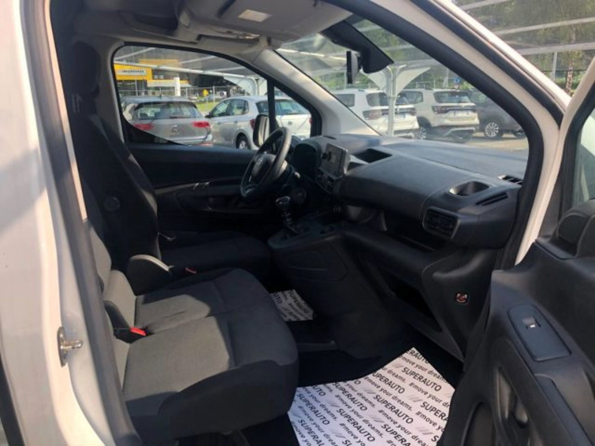 Toyota Proace City City 1.5D 130 CV S&S PL 4p. Active (15)