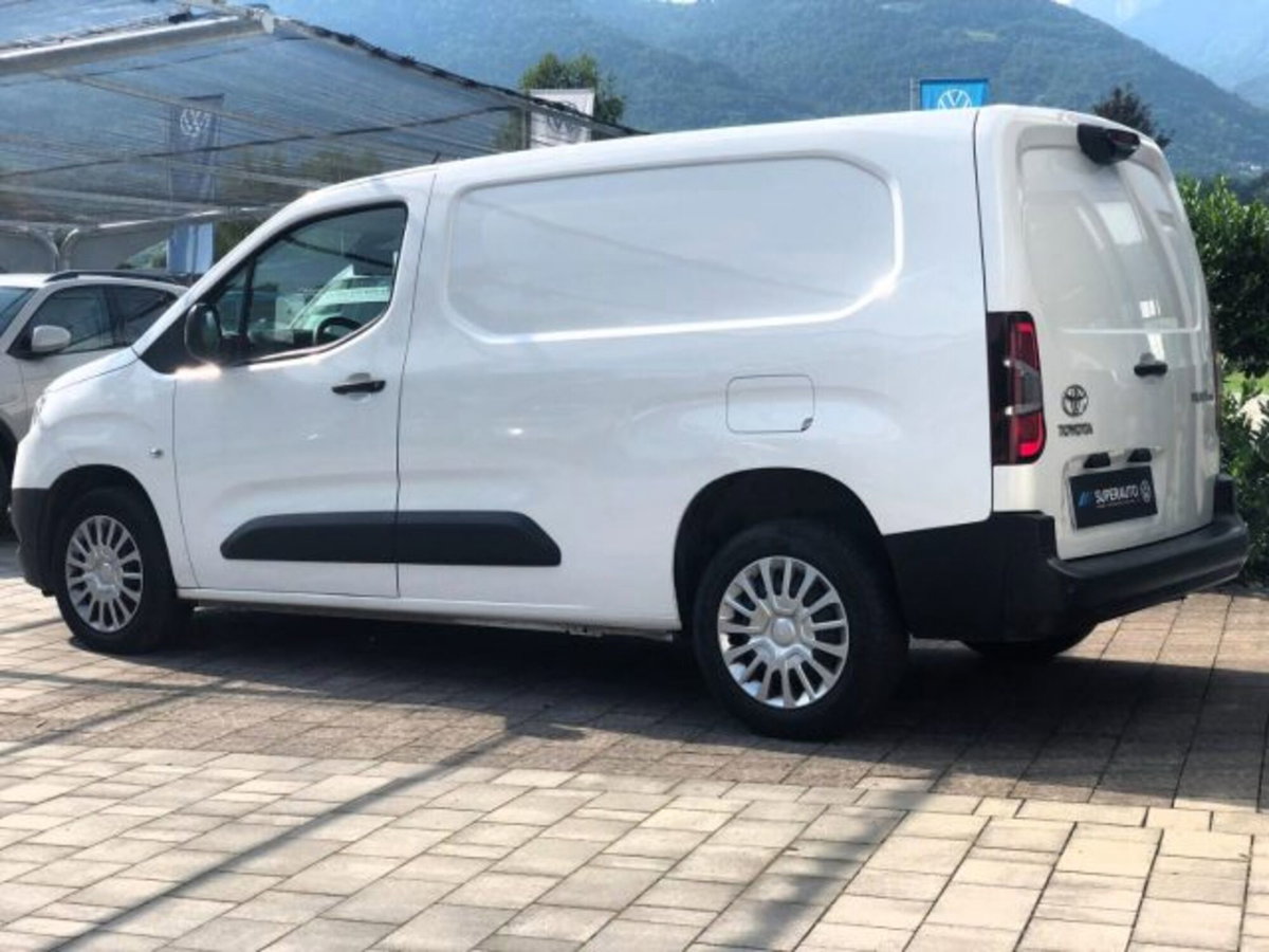 Toyota Proace City City 1.5D 130 CV S&S PL 4p. Active (4)