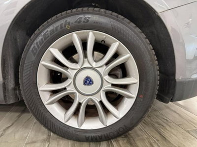 Lancia Delta 1.6 MJT DPF Gold (7)