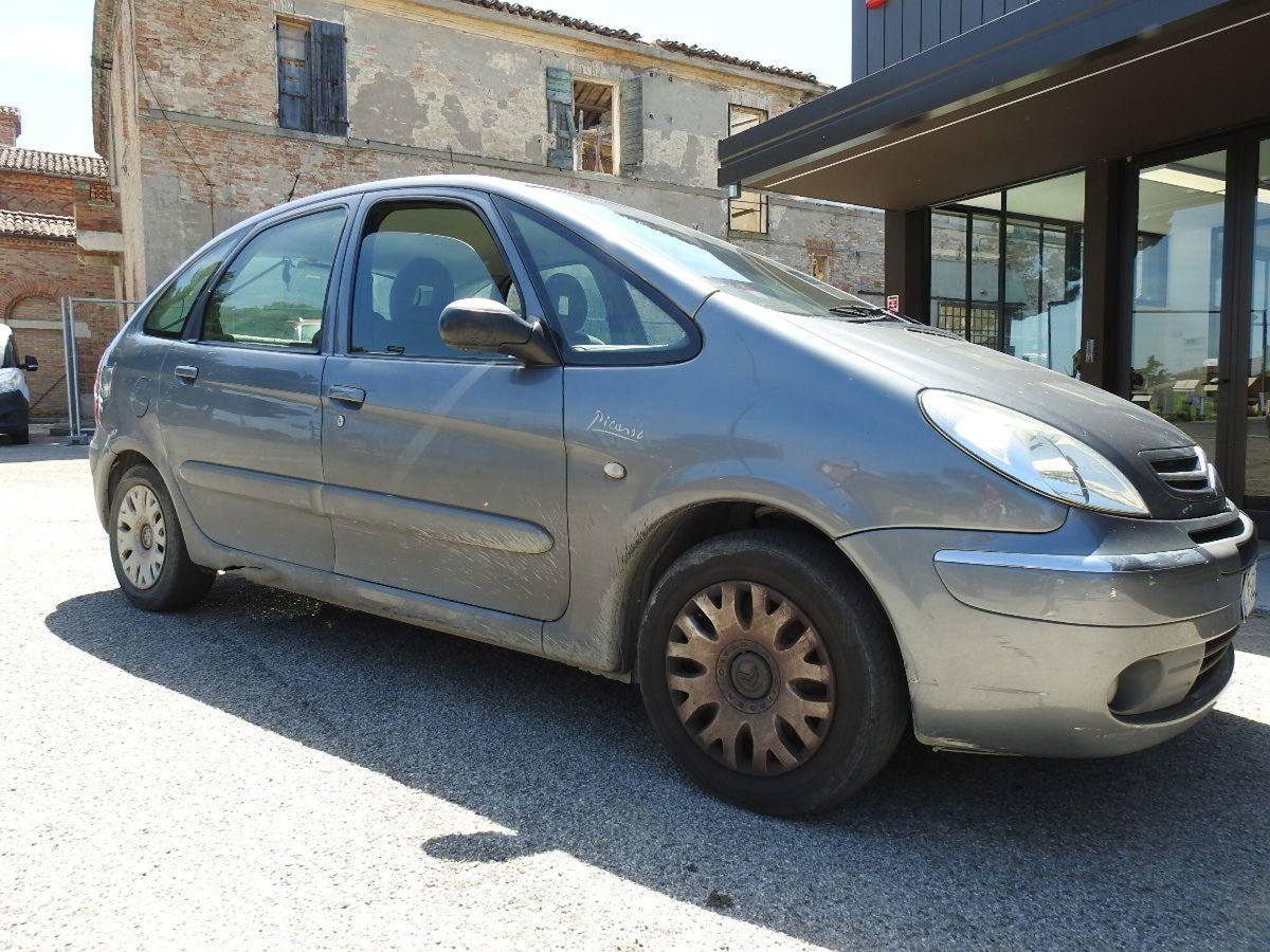 Citroen Xsara Picasso 1.6 Classique (2)