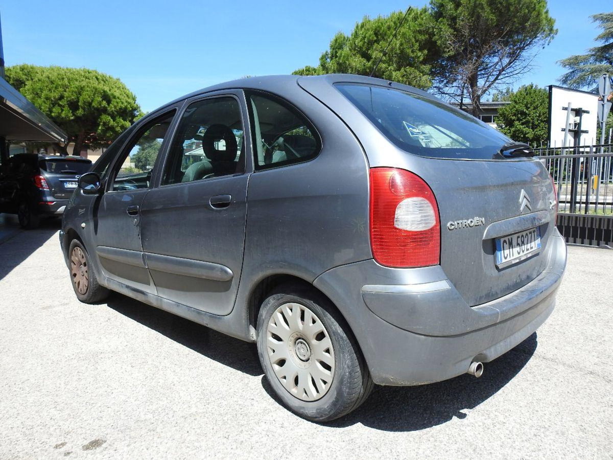 Citroen Xsara Picasso 1.6 Classique (4)