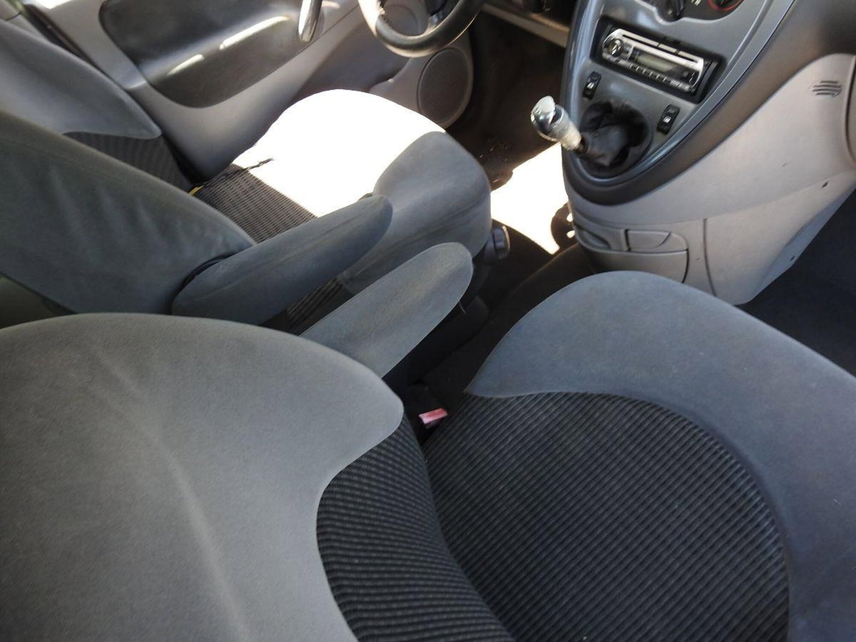 Citroen Xsara Picasso 1.6 Classique (6)