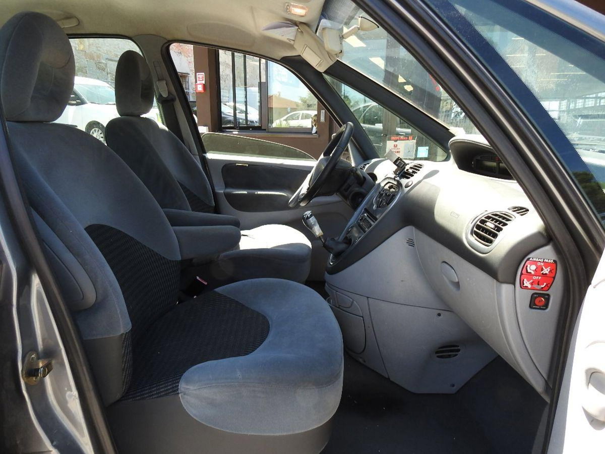 Citroen Xsara Picasso 1.6 Classique (7)